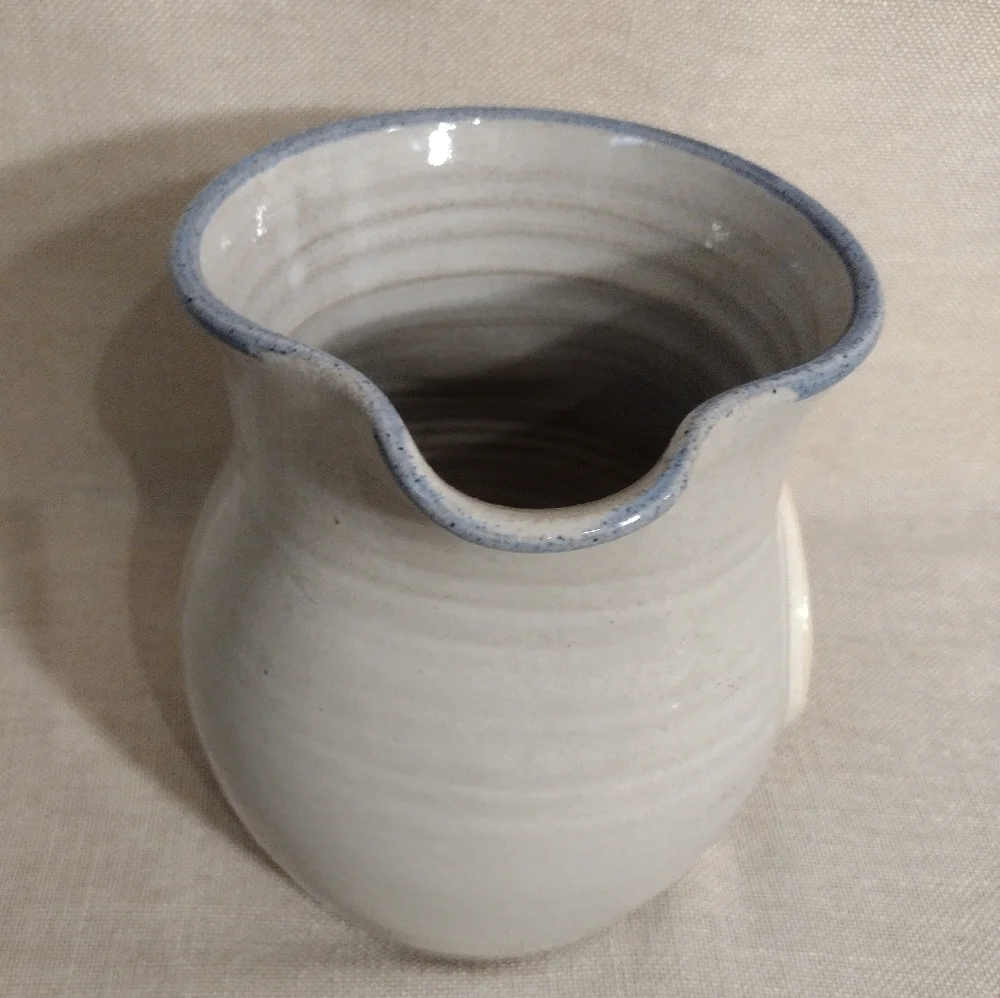 Limited Edition 1995 Ampi Crock / Pitcher - Picture 6 of 11